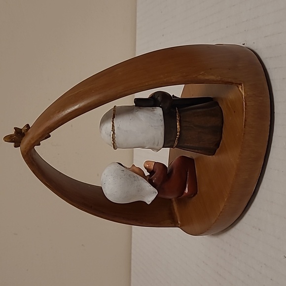 Adorable Nativity - Picture 6 of 16